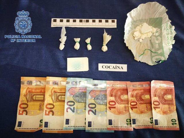 Detenido un hombre de 34 años por un Delito de Tráfico de Drogas en plena vía pública de Logroño