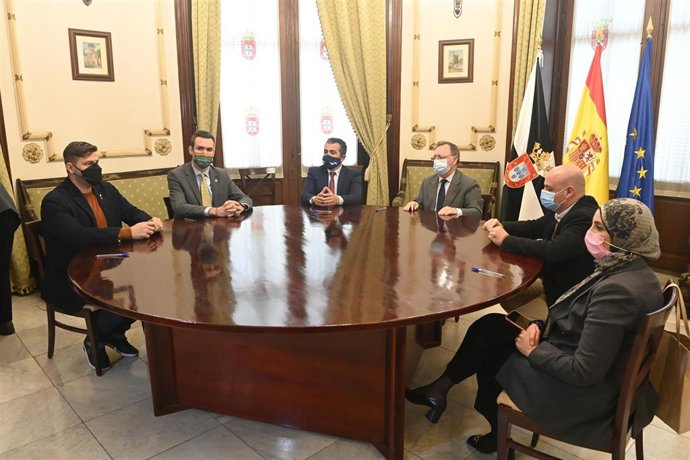 La Asamblea de Ceuta suscribe una declaración contra la invasión rusa de Ucrania.