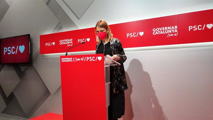 La viceprimera secretaria del PSC Llusa Moret en rueda de prensa en el PSC