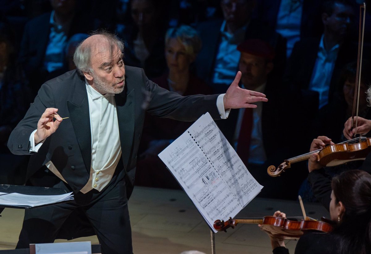 La Scala in Milan dispenses with conductor Gergiev for not condemning Russia’s invasion of Ukraine