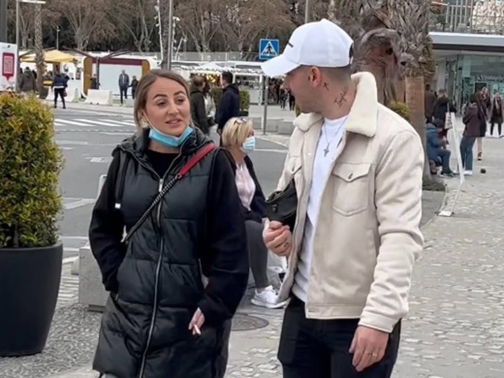 ROCIO FLORES Y SU PAREJA MANUEL BEDMAN EN MÁLAGA