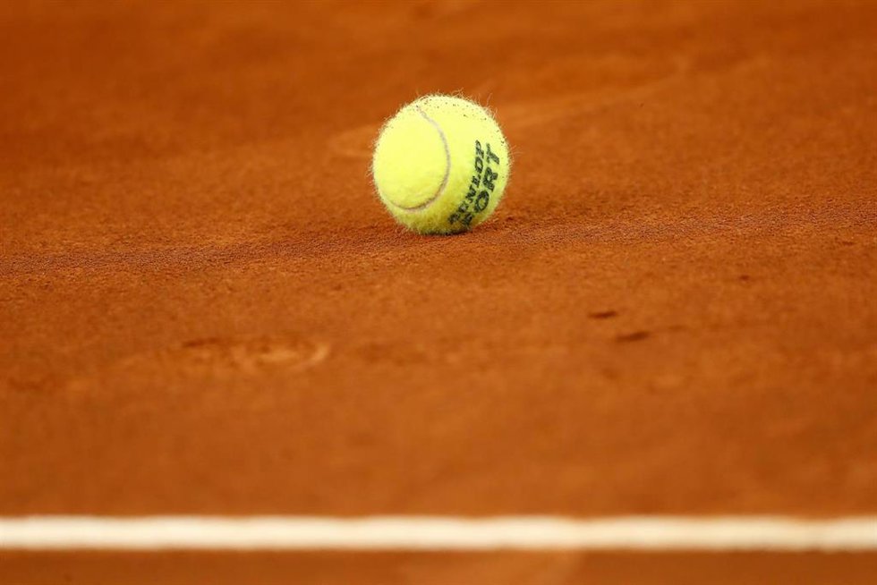 Archivo - Pelota de tenis