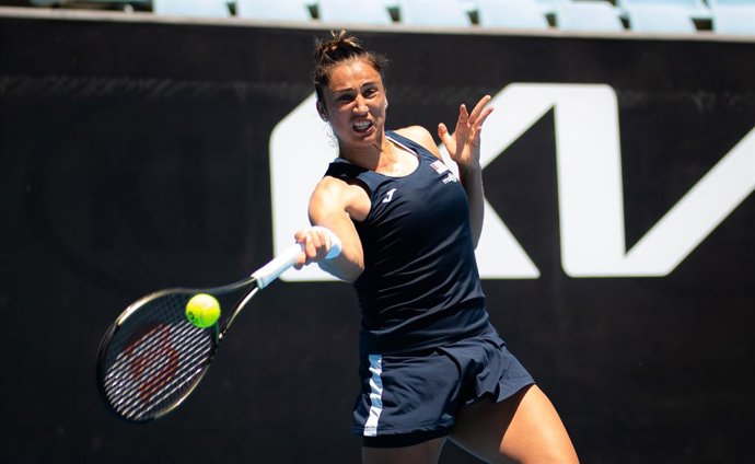 Archivo - Sara Sorribes Tormo of Spain in action during the second round of the 2022 Australian Open Grand Slam tennis tournament against Marta Kostyuk of Ukraine