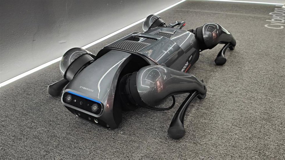 Robot cuadrúpedo inspirado en un perro, CyberDog, de Xiaomi