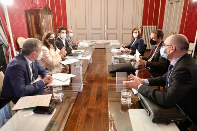 Encuentro entre el Gobierno de La Rioja y el Ministerio de Transportes