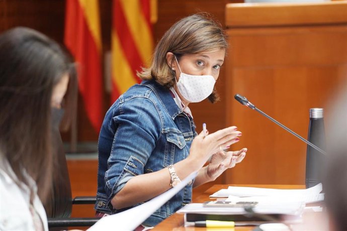 Archivo - La diputada del PP Marian Orós.