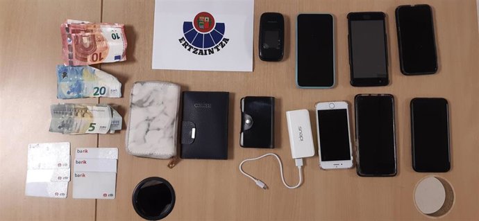 Móviles y carteras robados en los carnavales de Tolosa