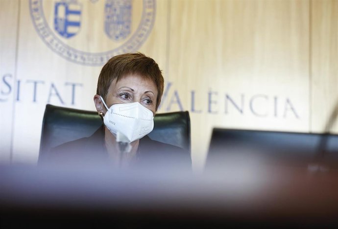 Archivo - La rectora de la Universidad de Valencia (UV), Maria Vicenta Mestre. 