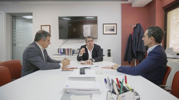 AT Academia del Transportista.