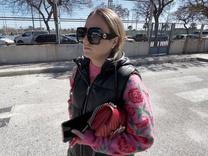 Rocío Flores no quiere hablar de la supuesta infidelidad de su pareja Manuel Bedmar