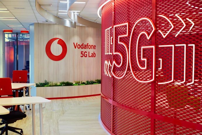 Archivo - Laboratorio 5G de Vodafone en Madrid
