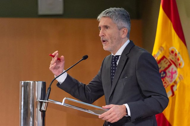 El ministro de Interior, Fernando Grande-Marlaska, durante una rueda de prensa 