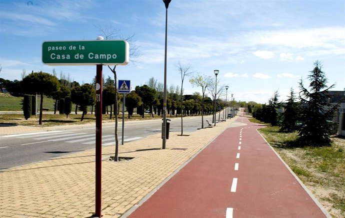 Archivo - Carril bici en Pozuelo.