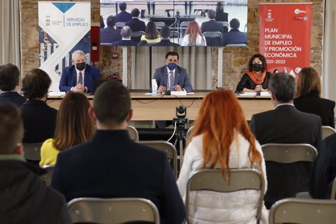 Murcia crea la 'Red de Empresas' para orientar las necesidades laborales del tejido emrpesarial