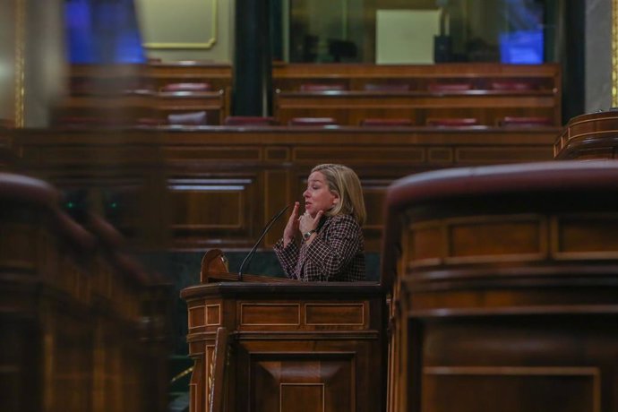 Archivo - La diputada de Coalición Canaria Ana Oramas interviene durante un debate en el Pleno de la Cámara Baja, en Madrid (España), a 16 de marzo de 2021