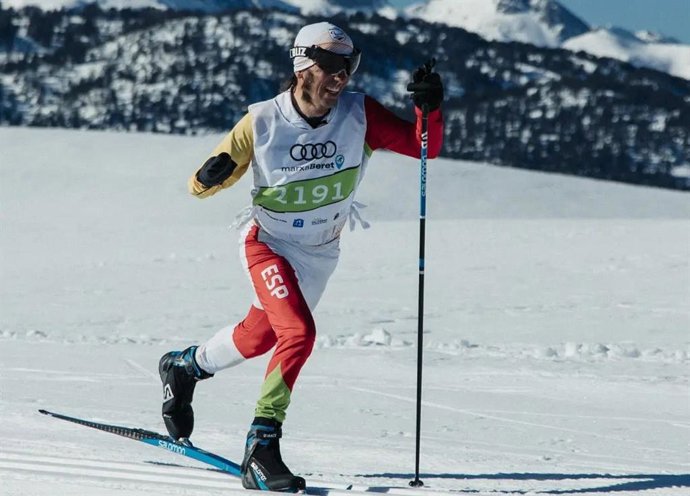 El esquiador español Pol Makuri