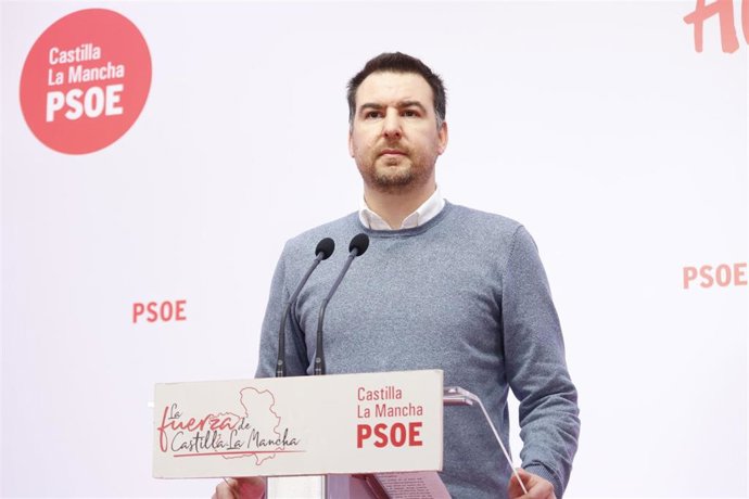 El portavoz de Empleo del PSOE en las Cortes de C-LM, Antonio Sánchez Requena