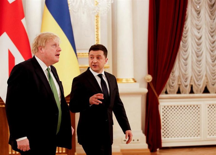 01 February 2022, Ukraine, Kiev: UKPrime Minister Boris Johnson meets with Ukrainian president Volodymyr Zelensky for talks amid rising tensions with Russia. Photo: Peter Nicholls/PA Wire/dpa