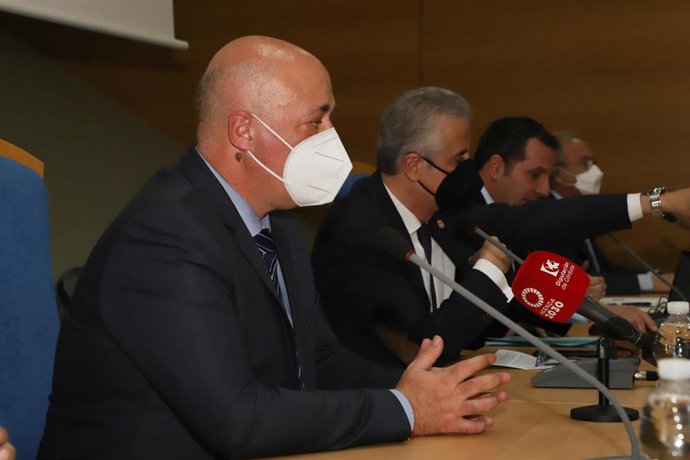 El presidente de la Diputación de Córdoba, Antonio Ruiz, en la inauguración de unas jornadas organizadas por la Asociación de Fabricantes Andaluces de Refrigeración.