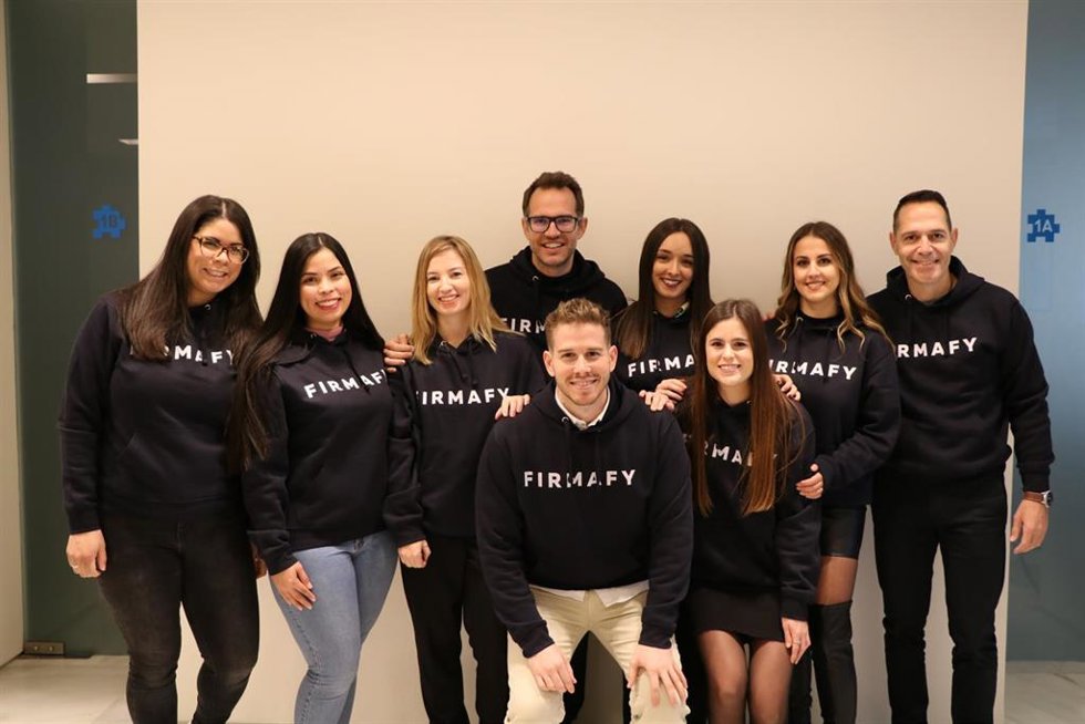 Componentes de la empresa Firmafy