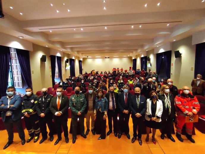 Autoridades en la inauguración de las primeras jornadas del nuevo protocolo de Coordinación ante Accidentes de Tráfico.