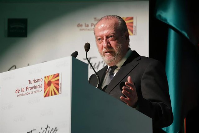Archivo - El presidente de la Federación Andaluza de Municipios y Provincias (FAMP) y de la Diputación de Sevilla, Fernando Rodríguez Villalobos