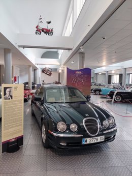 Jaguar S-Type de Camilo José Cela presente en el Museo de Historia de la Automoción de Salamanca