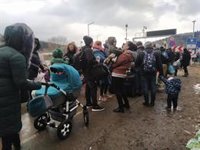 Un segundo grupo de niños y niñas de Aldeas Infantiles SOS en Ucrania llega a salvo a Polonia