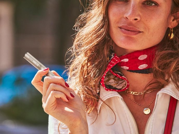'IQOS ILUMA', La Revolución Tecnológica Que Calienta El Tabaco Por Inducción, Llega A España
