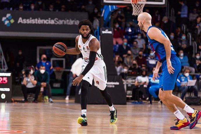 Daryl Macon Jr. of Panathinaikos OPAP Athens  in action during the Turkish Airlines EuroLeague match between FC Barcelona and Panathinaikos OPAP Athens  at Palau Blaugrana on February 03, 2022 in Barcelona, Spain.