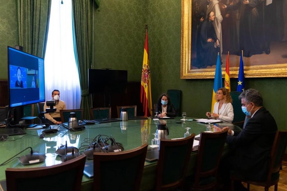 Videoconferencia de la presidenta del Congreso, Meritxell Batet, con su homólogo de Ucrania