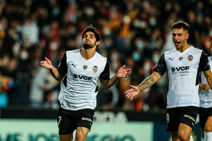 Goncalo Guedes of Valencia CF celebrates a goal during the semifinal of the Spanish Copa del Rey, match between Valencia CF and Athletic Club de Bilbao at the Mestalla Stadium on March 2, 2022, in Valencia, Spain.