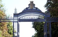 El Retiro y ocho parques mantendrán zonas balizadas este jueves al activarse la alerta naranja por meteorología adversa