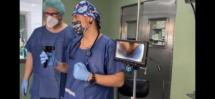 Una nueva técnica para reducir intubaciones en quirófano presentada en una sesión clínica en el hospital Don Benito-Villanueva.