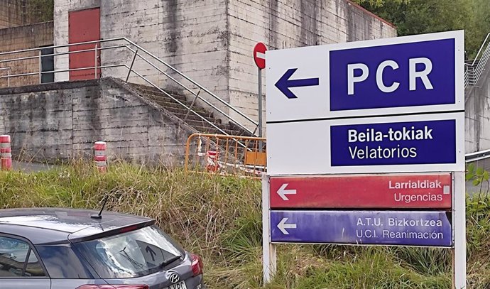 Cartel informativo en el Hospital de Galdakao (Bizkaia)