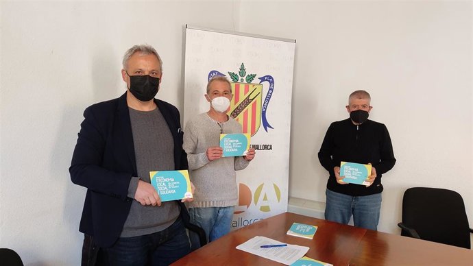 El conseller de Promoción Económica y Desarrollo Local del Consell de Mallorca, Jaume Alzamora, y el presidente de Mercado Social, Jordi López.