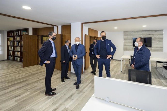 Reunión del Espacio Emprendedores Coworking de la Cámara de Comercio de Torrelavega.