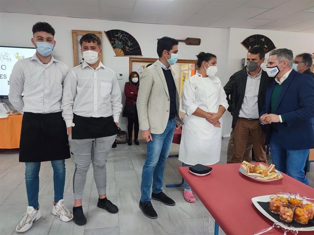 Visita al IES Antonio de Mendoza