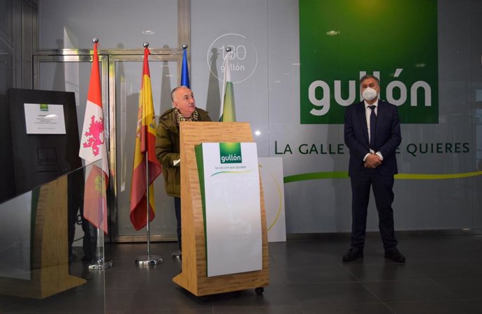 Pepe Álvarez durante su visita a la planta de Gullón.