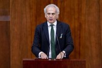 La Asamblea propone más recursos para prevención del suicidio y una unidad de trastornos adictivos en el Marañón