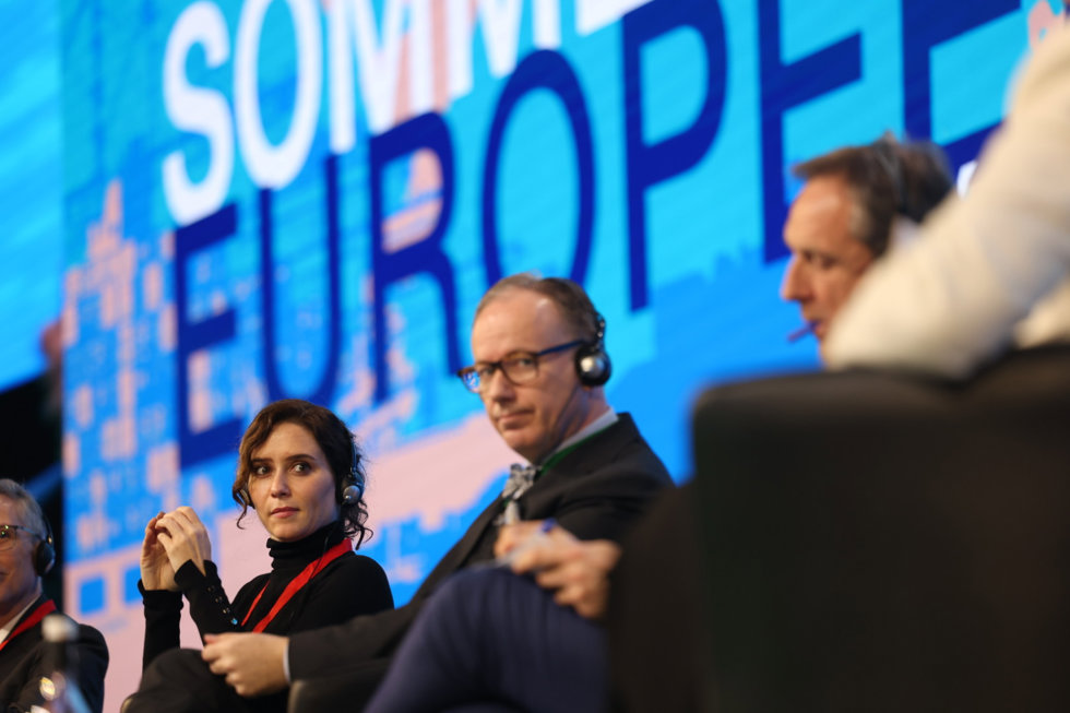 sabel Díaz Ayuso Isabel Díaz Ayuso en la IX Cumbre Europea de Regiones y Ciudades