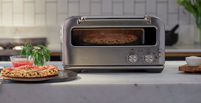 The Smart Oven Pizzaiolo