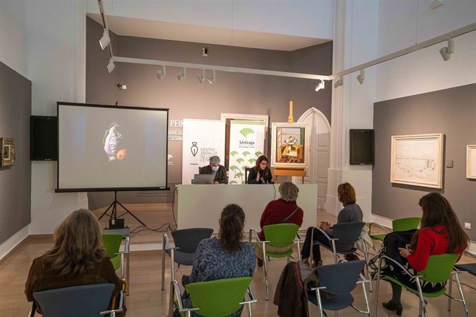 Juan Bonilla imparte una conferencia sobre la poética del bodegón en el Museo Unicaja Joaquín Peinado