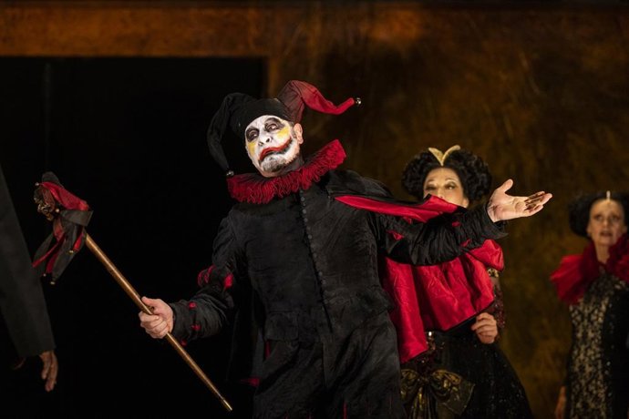 Archivo - Carlos Álvarez en Rigoletto