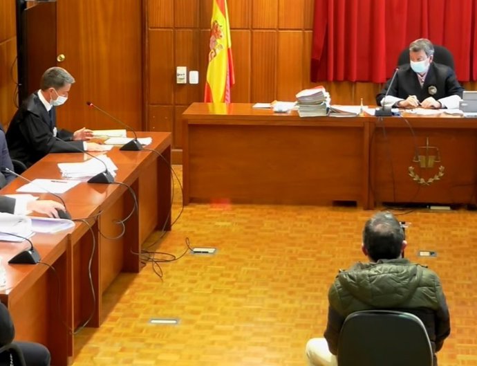 El acusado de matar y descuartizar a su mujer en Cartagena (Murcia) declara en la Audiencia Provincial de Murcia.