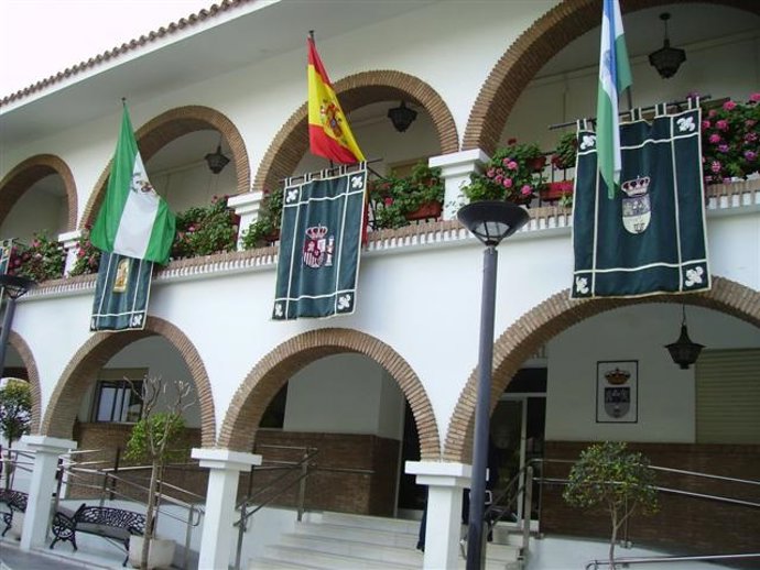 Fachada del Ayuntamiento de Lepe (Huelva).