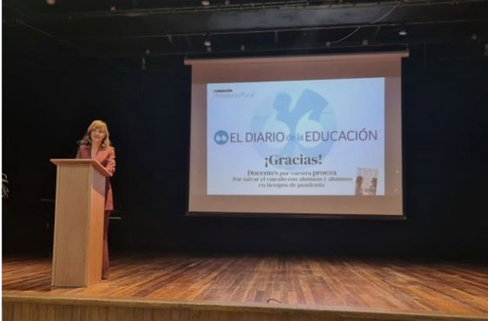 La ministra de Educación y Formación Profesional, Pilar Alegría, durante su participación en el acto de homenaje al profesorado organizado por el Diario de la Educación, que ha tenido lugar en el Instituto de Educación Secundaria San Isidro de Madrid.