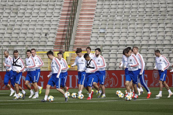 Archivo - 20 March 2019, Belgium, Brussels: Russian players take part in a training session for the Russian national soccer team ahead of Thursday's and Sunday's UEFA European Championship Qualifying soccer matches against Belgium and Kazakhstan. Photo: