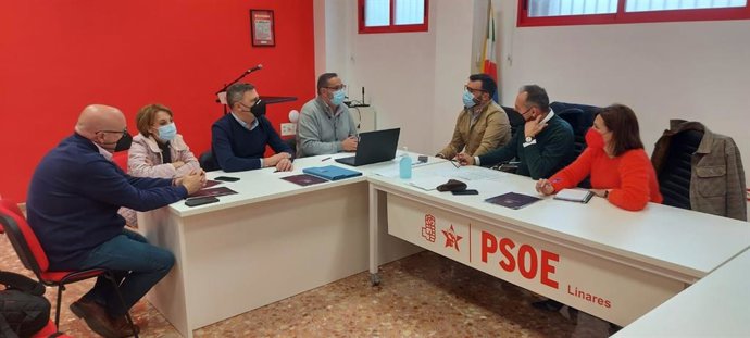 Los socialistas en Linares