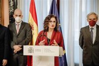 Montero asegura que Ayuso hace "confrontación" con la fiscalidad: "Nunca hemos hablado de subir impuestos"